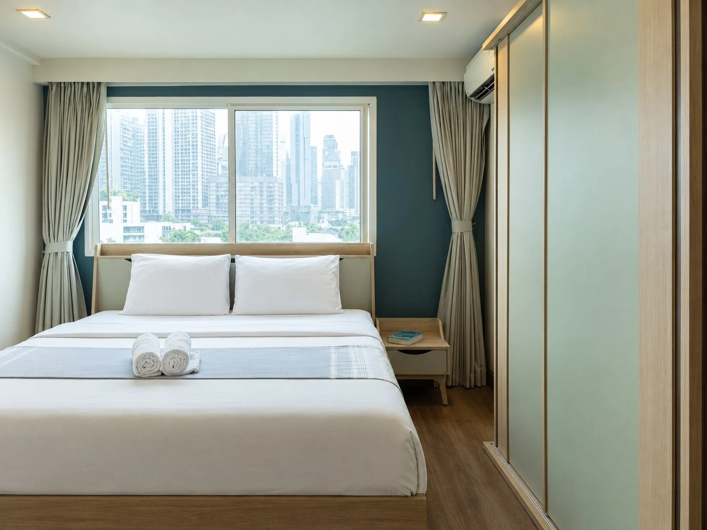 One Bedroom Suite at KAZE 34